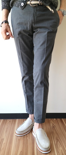 美品 近年 PT01 スラックス 永久クリース ストレッチ コットン