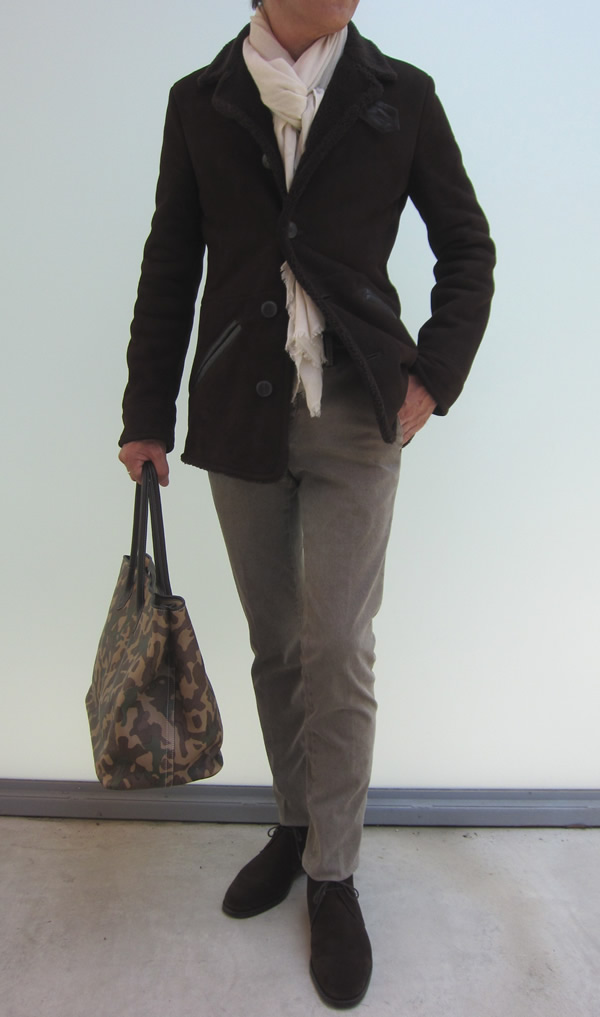 ERAL55 VAZZOLER ヴァッツォレール ムートンブルゾン 46