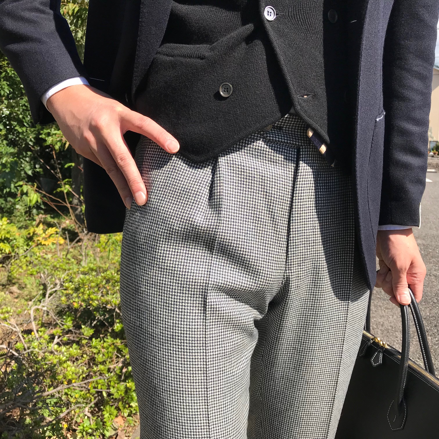 今年気になるパンツの新しい提案! 【PT01】「the DRAPER-GENTLEMAN FIT」ハウンドトゥース柄パンツ!!