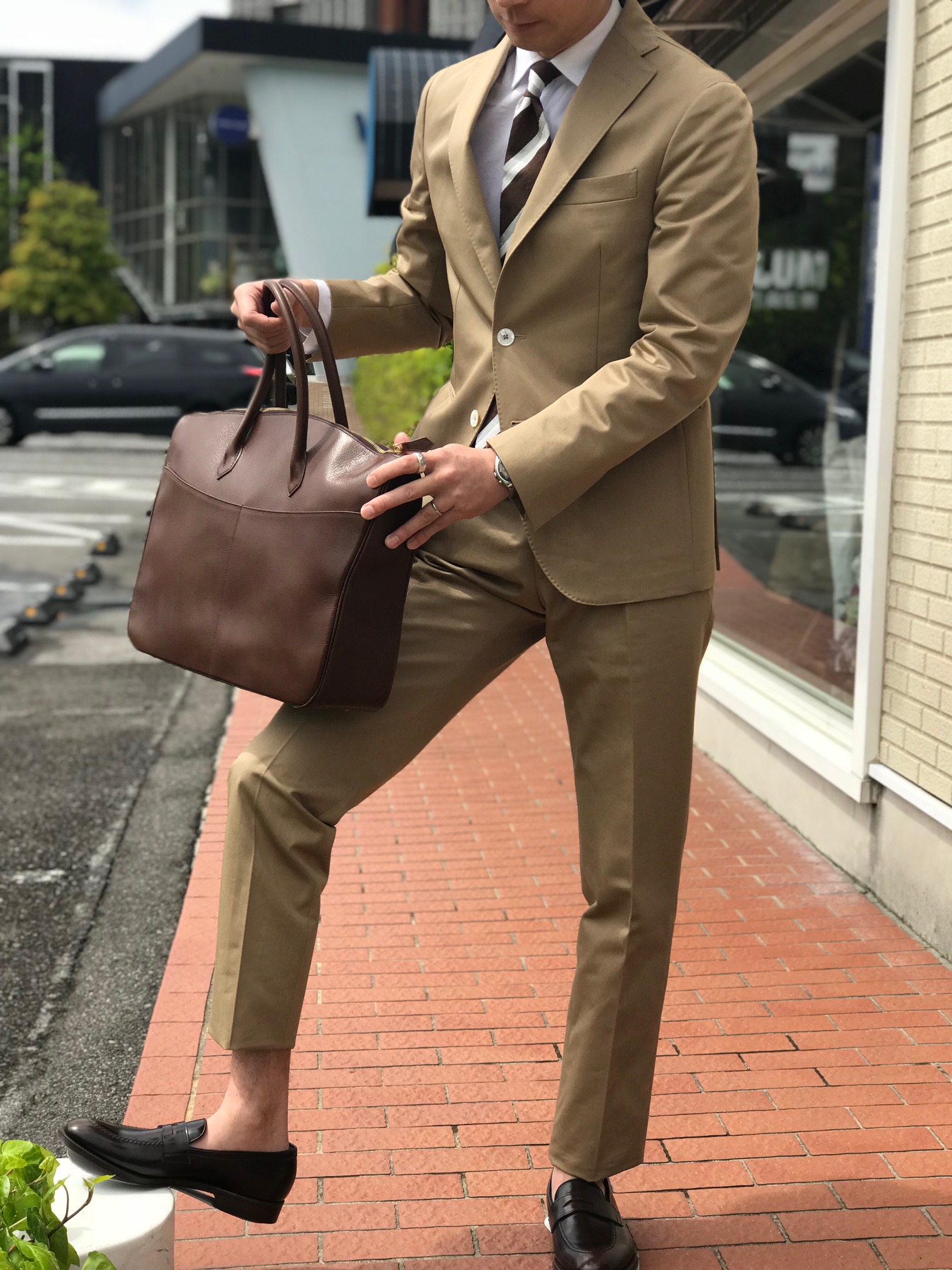 ONスタイルでマジメに着崩すスーツ! 【THE GIGI】「DEGAS-3B」コットンギャバジン スーツ!!