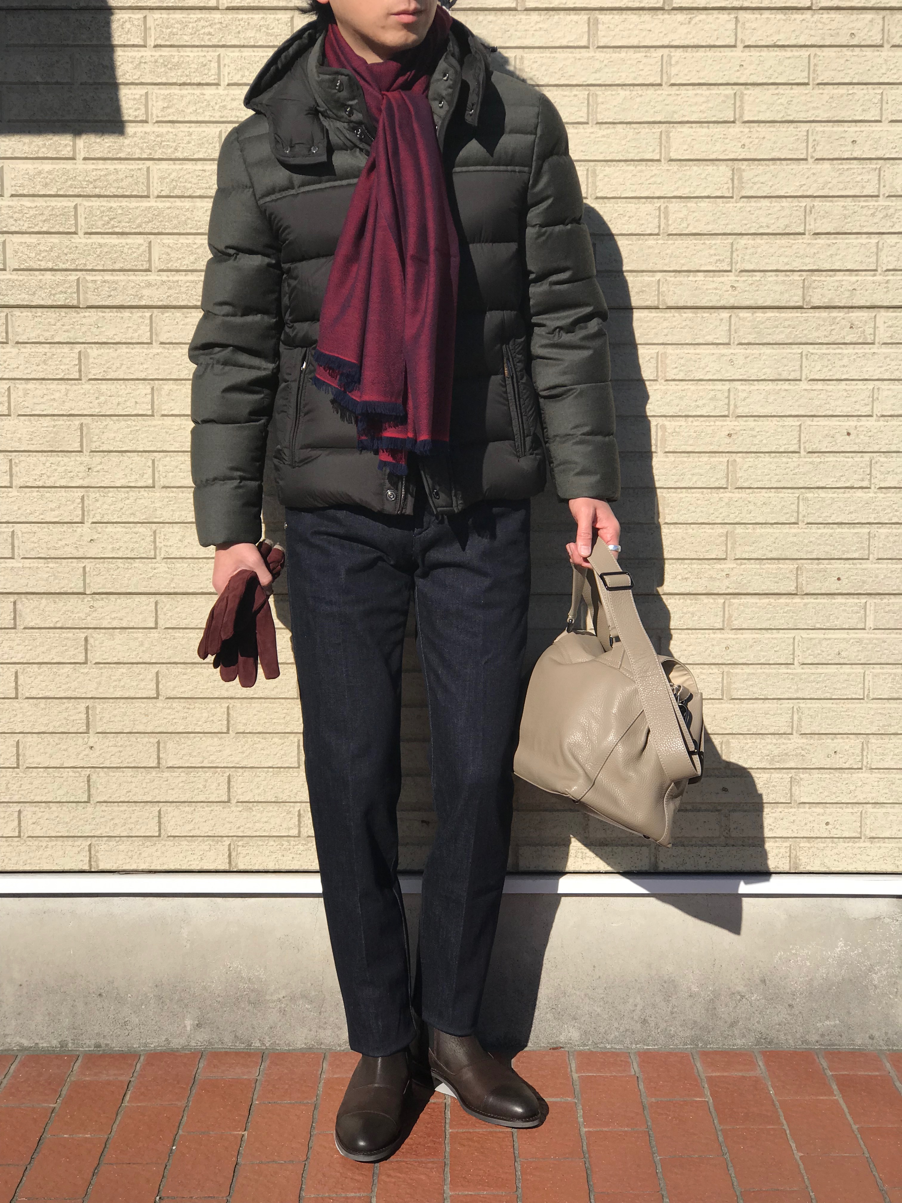 シンプルコーデ好きでも、時には色を使って! 【MooRER】「GHETTI-LL」ウール・ナイロン切替えフード付きダウンジャケット!!