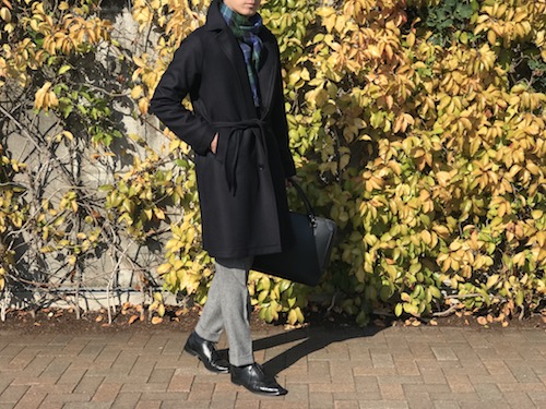 シルエットをデザインできるベルテッドコート! 【TAGLIATORE】「SALOMON/S」ダイヤゴナル柄ベルト付きバルカラーコート!!