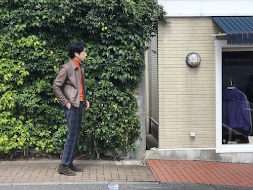 土臭さを削ぎ落としたシャツのようなレザーブルゾン!【RUFFO】「FRED」襟付きラムナッパレザージャケット!!