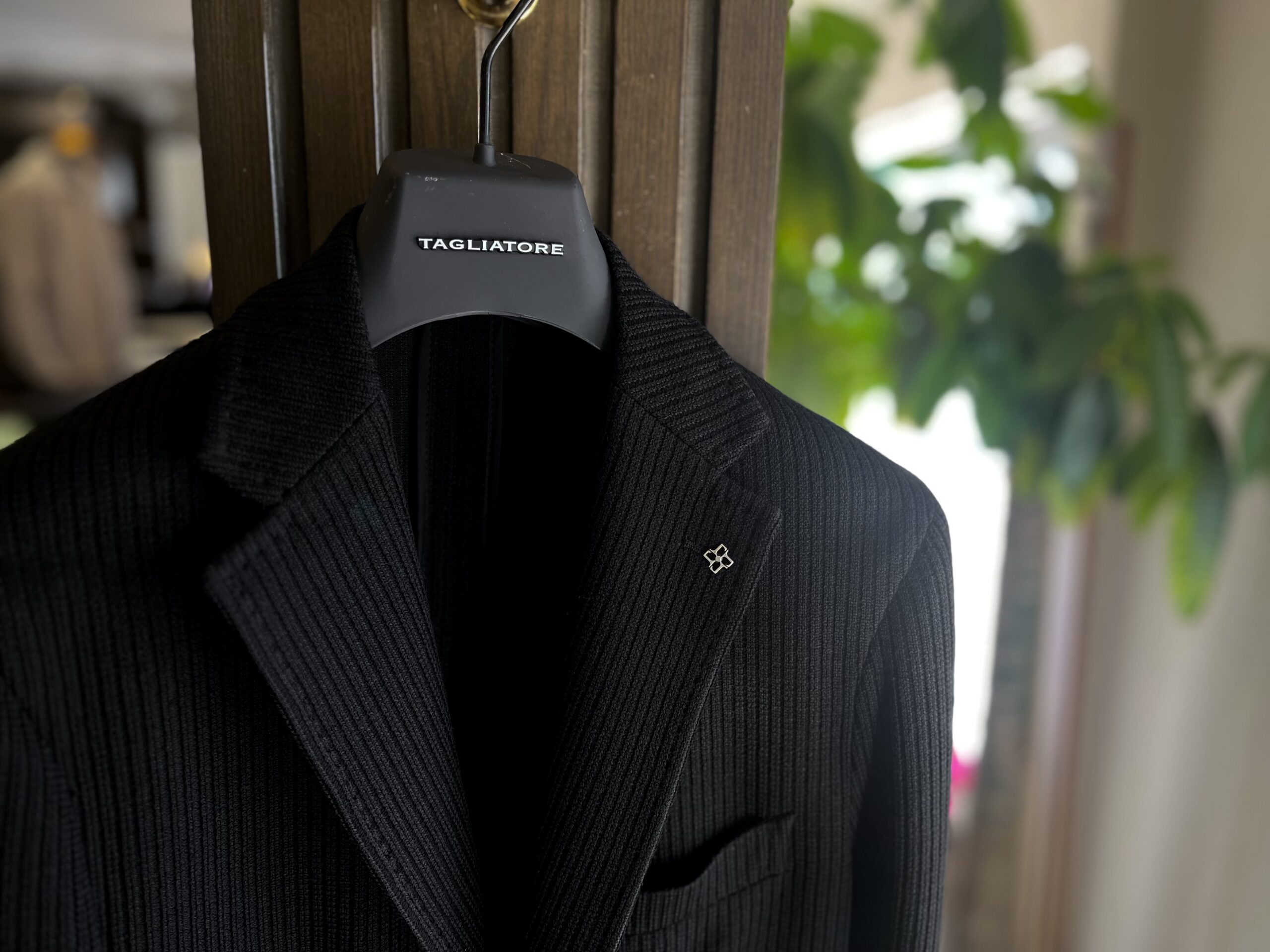 真打登場! 年末年始に向けてはTAGLIATORE/タリアトーレに注目して