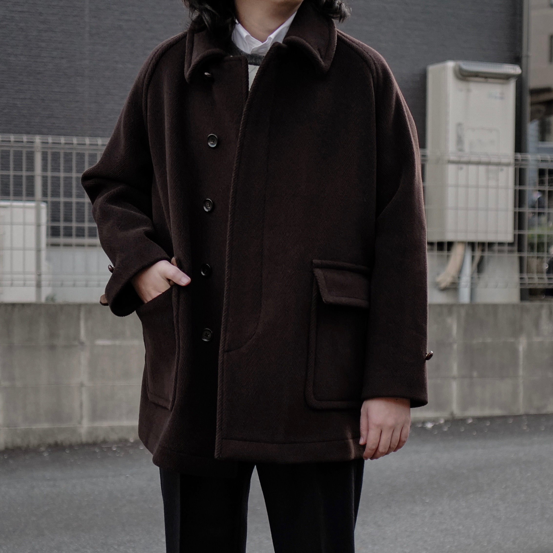 英国で1904年に創業したトラディショナルなコートを取り扱う